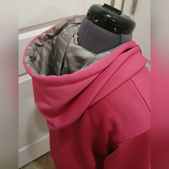 Under Armour Pink & Camo Hoodie - Picture 7 of 12